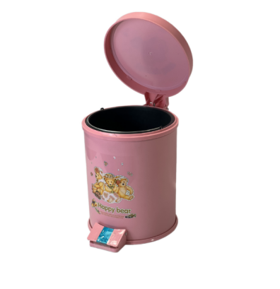 سلة مهملات بلاستيك رسومات وسط بدعسة